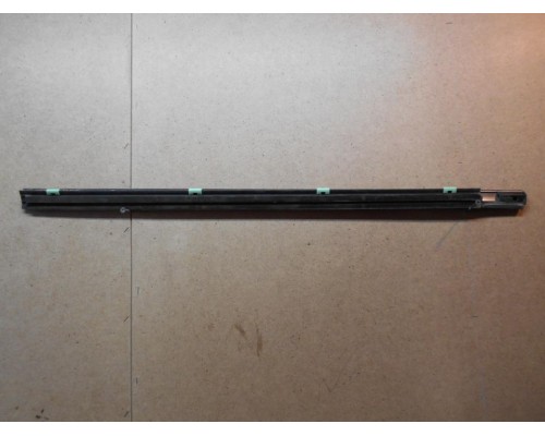 Накладка стекла заднего правого Kia Spectra 2000-2011 (0K2A172810A)- купить на ➦ А50-Авторазбор по цене 350.00р.. Отправка в регионы.