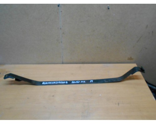 Лента крепления бензобака Mitsubishi Carisma (DA) 1995-1999 (MR100990)- купить на ➦ А50-Авторазбор по цене 500.00р.. Отправка в регионы.