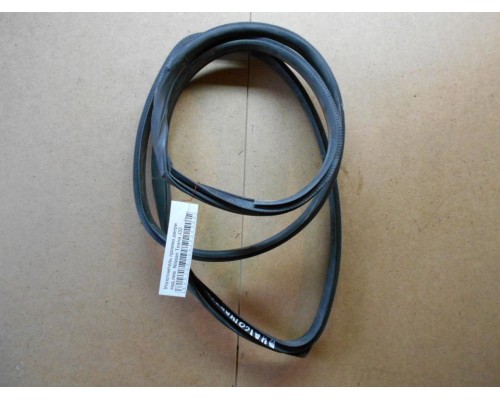 Уплотнитель (наружный) Nissan Teana (J32) 2008-2013 (76924JN20B)- купить на ➦ А50-Авторазбор по цене 500.00р.. Отправка в регионы.