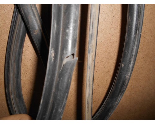 Уплотнитель двери Chery Fora (A21) 2006-2010 (A21-6207120)- купить на ➦ А50-Авторазбор по цене 300.00р.. Отправка в регионы.