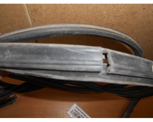 Уплотнитель стекла передней двери внутренний Chery Fora (A21) 2006-2010 (A21-5206112)- купить на ➦ А50-Авторазбор по цене 50.00р.. Отправка в регионы.