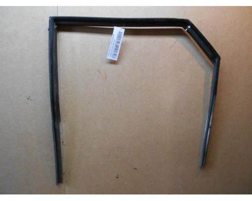 Уплотнитель стекла задней двери внутренний Chevrolet Lacetti 2004-2012 (96548250)- купить на ➦ А50-Авторазбор по цене 600.00р.. Отправка в регионы.