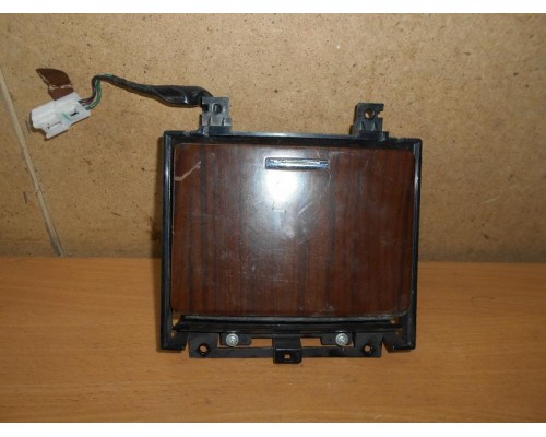 Пепельница Nissan Teana (J32) 2008-2013 (68800JN00A)- купить на ➦ А50-Авторазбор по цене 500.00р.. Отправка в регионы.