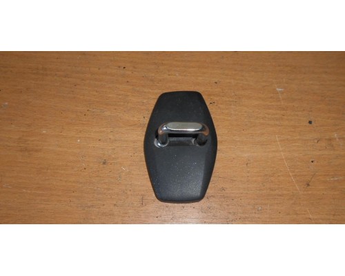 Ответная часть замка двери BMW 3-серия E46 1998-2005 (51218196035)- купить на ➦ А50-Авторазбор по цене 1000.00р.. Отправка в регионы.