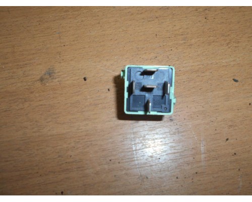 Реле BMW 3-серия E46 1998-2005 (61368373700)- купить на ➦ А50-Авторазбор по цене 200.00р.. Отправка в регионы.