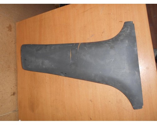 Обшивка стойки Mitsubishi Lancer VI 1991-2000 ()- купить на ➦ А50-Авторазбор по цене 300.00р.. Отправка в регионы.