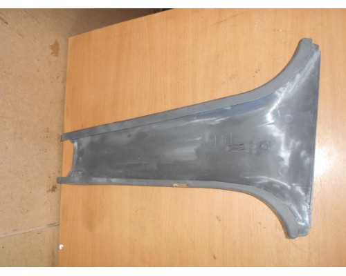 Обшивка стойки Mitsubishi Lancer VI 1991-2000 ()- купить на ➦ А50-Авторазбор по цене 300.00р.. Отправка в регионы.