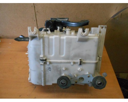 Корпус отопителя Mitsubishi Lancer VI 1991-2000 ()- купить на ➦ А50-Авторазбор по цене 600.00р.. Отправка в регионы.