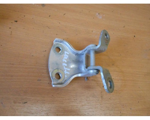 Петля двери задней левой нижняя Chevrolet Lacetti 2004-2012 (96983382)- купить на ➦ А50-Авторазбор по цене 400.00р.. Отправка в регионы.