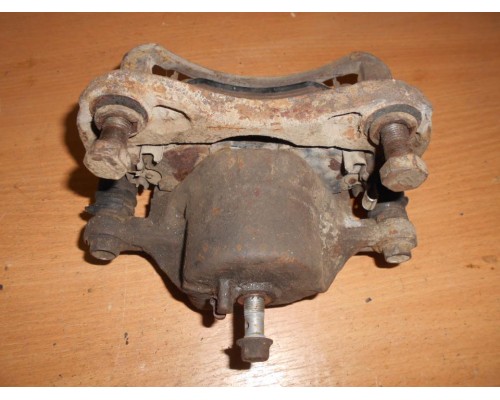 Суппорт Hyundai Sonata III 1993-1998 (5819034A20)- купить на ➦ А50-Авторазбор по цене 1000.00р.. Отправка в регионы.