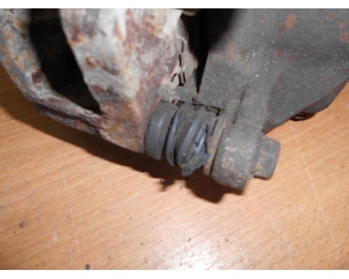 Суппорт Hyundai Sonata III 1993-1998 (5819034A20)- купить на ➦ А50-Авторазбор по цене 1000.00р.. Отправка в регионы.