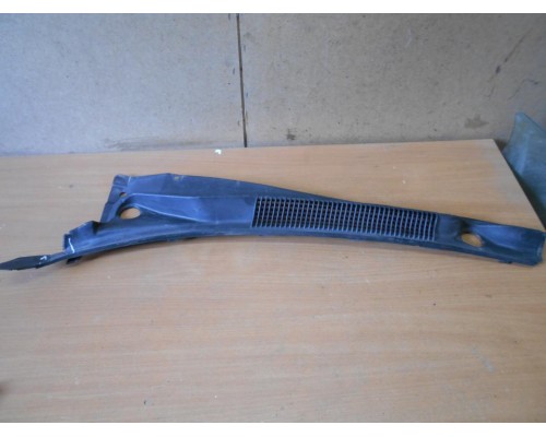 Решетка стеклоочистителя (планка под лобовое стекло) Hyundai Sonata III 1993-1998 (8615034000)- купить на ➦ А50-Авторазбор по цене 100.00р.. Отправка в регионы.