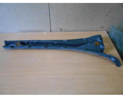 Решетка стеклоочистителя (планка под лобовое стекло) Hyundai Sonata III 1993-1998 (8615034000)- купить на ➦ А50-Авторазбор по цене 100.00р.. Отправка в регионы.