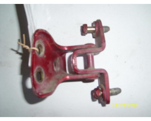 Петля двери задней левой верхняя Mitsubishi Lancer (CS/Classic) 2003-2006 (MR313665)- купить на ➦ А50-Авторазбор по цене 150.00р.. Отправка в регионы.