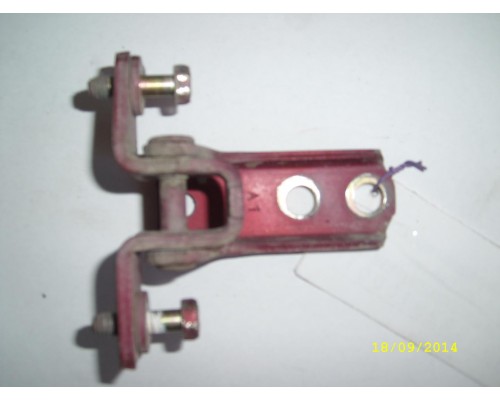 Петля двери передней правой верхняя Mitsubishi Lancer (CS/Classic) 2003-2006 (MR302271)- купить на ➦ А50-Авторазбор по цене 150.00р.. Отправка в регионы.