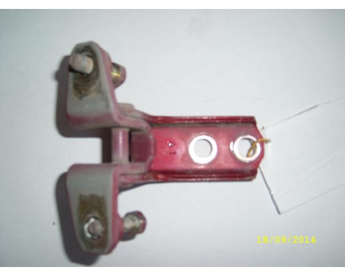 Петля двери задней левой нижняя Mitsubishi Lancer (CS/Classic) 2003-2006 (MR302271)- купить на ➦ А50-Авторазбор по цене 150.00р.. Отправка в регионы.