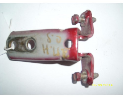 Петля двери задней правой нижняя Mitsubishi Lancer (CS/Classic) 2003-2006 (MR302270)- купить на ➦ А50-Авторазбор по цене 300.00р.. Отправка в регионы.