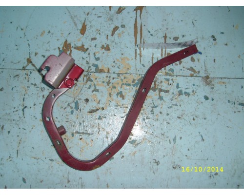 Петля крышки багажника левая/правая Mitsubishi Lancer (CS/Classic) 2003-2006 (MR954153)- купить на ➦ А50-Авторазбор по цене 300.00р.. Отправка в регионы.