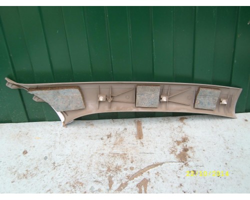 Обшивка стойки Ford Fusion 2002-2012 (1545211)- купить на ➦ А50-Авторазбор по цене 200.00р.. Отправка в регионы.