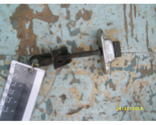 Ограничитель двери Daewoo Matiz (M100/M150) 1998-2015 (96565186)- купить на ➦ А50-Авторазбор по цене 100.00р.. Отправка в регионы.