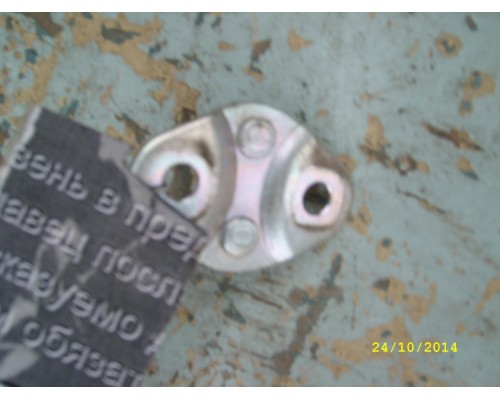 Ответная часть замка двери Daewoo Matiz (M100/M150) 1998-2015 ()- купить на ➦ А50-Авторазбор по цене 50.00р.. Отправка в регионы.