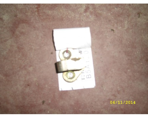 Ответная часть замка двери Peugeot 206 1998-2012 (916439)- купить на ➦ А50-Авторазбор по цене 100.00р.. Отправка в регионы.