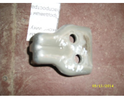 Петля двери передней правой верхняя Ford Fusion 2002-2012 (1518390)- купить на ➦ А50-Авторазбор по цене 200.00р.. Отправка в регионы.