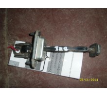 Ограничитель двери Ford Fusion 2002-2012