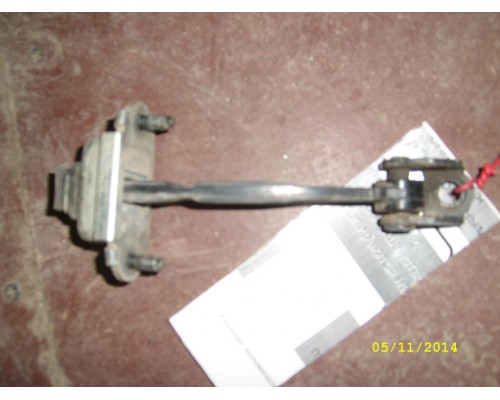 Ограничитель двери Ford Fusion 2002-2012 (1474246)- купить на ➦ А50-Авторазбор по цене 150.00р.. Отправка в регионы.