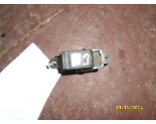 Кнопка стеклоподъемника Nissan X-Trail (T30) 2001-2007 ()- купить на ➦ А50-Авторазбор по цене 400.00р.. Отправка в регионы.