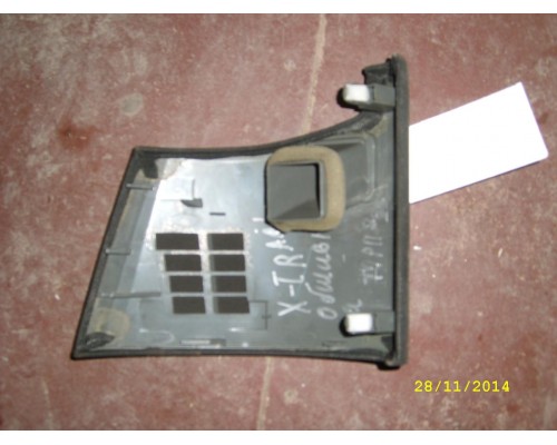 Накладка (кузов внутри) Nissan X-Trail (T30) 2001-2007 (281778H600)- купить на ➦ А50-Авторазбор по цене 500.00р.. Отправка в регионы.