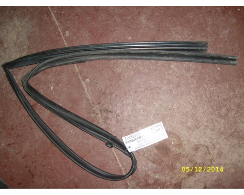 Уплотнитель двери Nissan X-Trail (T30) 2001-2007 (769228H300)- купить на ➦ А50-Авторазбор по цене 500.00р.. Отправка в регионы.