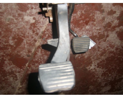 Педаль тормоза Peugeot 206 1998-2012 (4501T9)- купить на ➦ А50-Авторазбор по цене 200.00р.. Отправка в регионы.