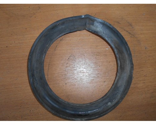 Проставка под переднюю пружину Chevrolet Lacetti 2004-2012 (96549919)- купить на ➦ А50-Авторазбор по цене 100.00р.. Отправка в регионы.