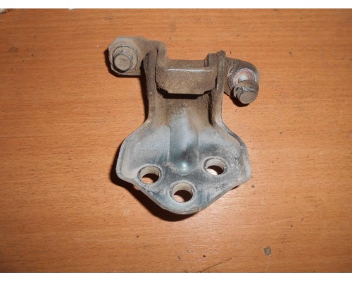 Петля двери передней правой верхняя Hyundai Elantra II J2, J3 1995-2000 (7932029000)- купить на ➦ А50-Авторазбор по цене 300.00р.. Отправка в регионы.