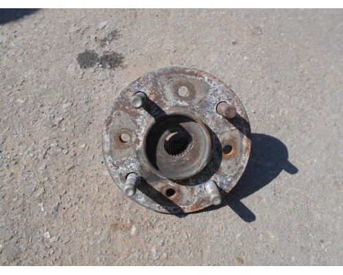 Ступица Hyundai Elantra II J2, J3 1995-2000 (5175029000)- купить на ➦ А50-Авторазбор по цене 800.00р.. Отправка в регионы.