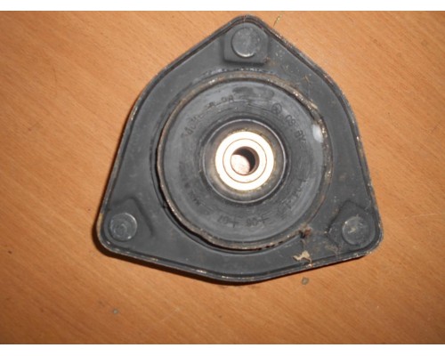 Опора переднего амортизатора левая/правая Hyundai Elantra II J2, J3 1995-2000 (5461029000)- купить на ➦ А50-Авторазбор по цене 400.00р.. Отправка в регионы.