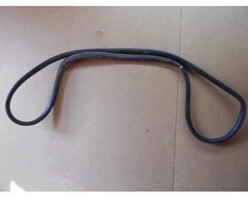 Уплотнитель двери Hyundai Elantra II J2, J3 1995-2000 (8311029010)- купить на ➦ А50-Авторазбор по цене 500.00р.. Отправка в регионы.