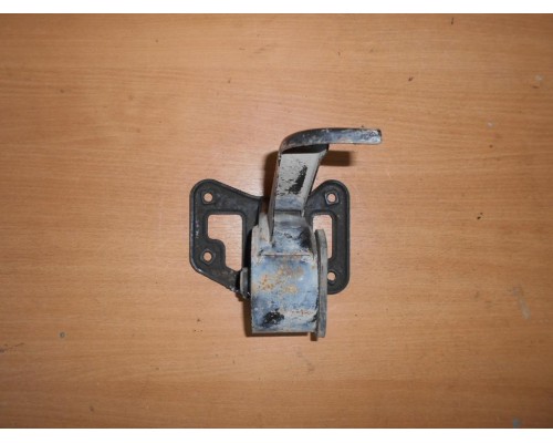 Опора двигателя Hyundai Sonata III 1993-1998 (2183034200)- купить на ➦ А50-Авторазбор по цене 1400.00р.. Отправка в регионы.