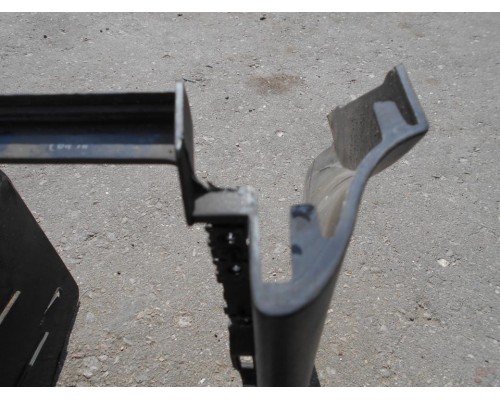 Консоль Hyundai Sonata III 1993-1998 (8477134001AQ)- купить на ➦ А50-Авторазбор по цене 1000.00р.. Отправка в регионы.