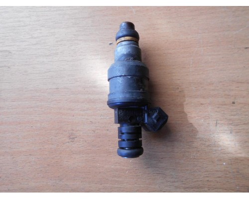 Форсунка инжекторная Audi 100 [C4] 1991-1994 (034906031B)- купить на ➦ А50-Авторазбор по цене 800.00р.. Отправка в регионы.