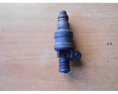 Форсунка инжекторная Audi 100 [C4] 1991-1994 (034906031B)- купить на ➦ А50-Авторазбор по цене 800.00р.. Отправка в регионы.