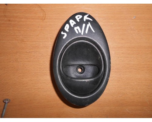 Ручка двери внутренняя Chevrolet Spark 2005-2010 (96601585)- купить на ➦ А50-Авторазбор по цене 100.00р.. Отправка в регионы.