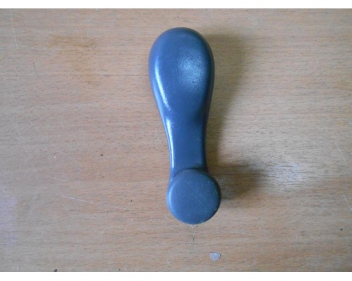 Ручка стеклоподъемника Chevrolet Spark 2005-2010 (96656882)- купить на ➦ А50-Авторазбор по цене 50.00р.. Отправка в регионы.