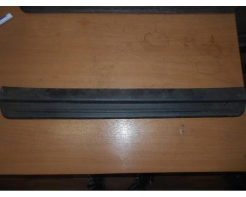 Накладка порога (внутренняя) Hyundai Sonata III 1993-1998 (8588134000AQ)- купить на ➦ А50-Авторазбор по цене 200.00р.. Отправка в регионы.