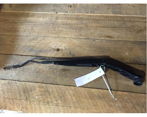 Поводки дворников передние левая/правая Hyundai Solaris/Accent IV 2010-2017 ()- купить на ➦ А50-Авторазбор по цене 300.00р.. Отправка в регионы.