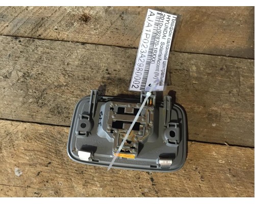 Плафон салонный Hyundai Solaris/Accent IV 2010-2017 ()- купить на ➦ А50-Авторазбор по цене 500.00р.. Отправка в регионы.