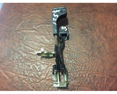 Ручка открывания багажника Hyundai Solaris/Accent IV 2010-2017 ()- купить на ➦ А50-Авторазбор по цене 100.00р.. Отправка в регионы.