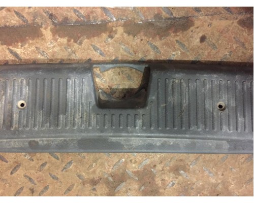 Обшивка багажника Daewoo Nubira 1997-1999 ()- купить на ➦ А50-Авторазбор по цене 500.00р.. Отправка в регионы.