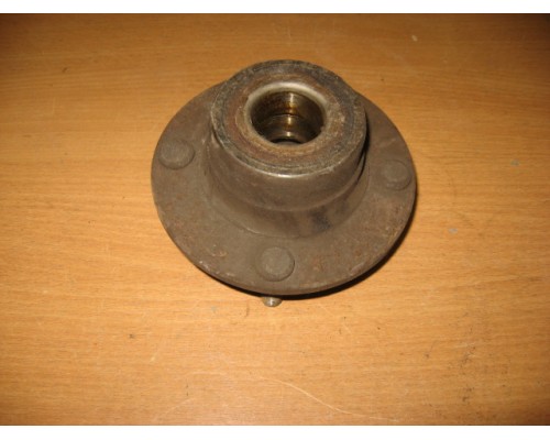 Ступица Hyundai Sonata III 1993-1998 (5271033701)- купить на ➦ А50-Авторазбор по цене 500.00р.. Отправка в регионы.